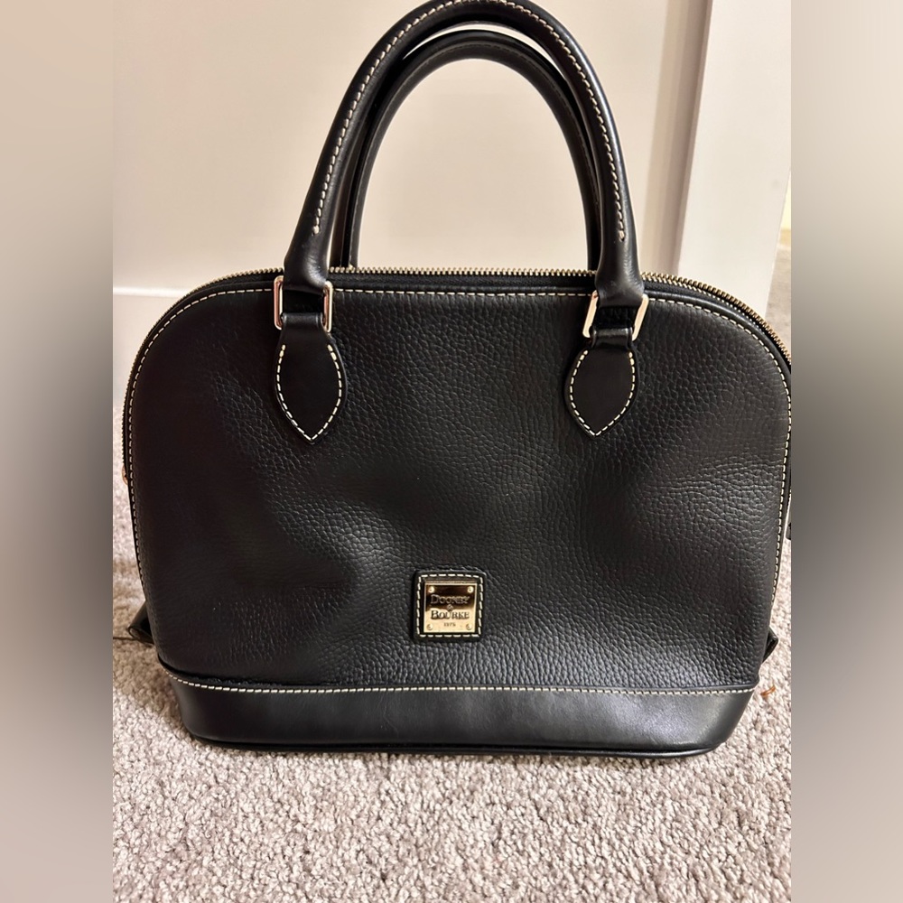 Dooney & Bourke